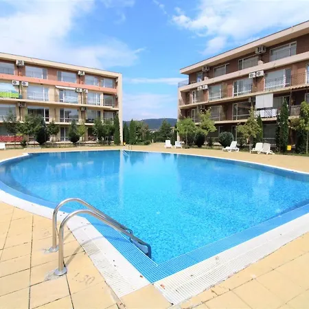 Apartment Holiday-orchid Menada