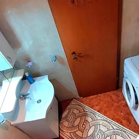 Holiday-orchid Menada *