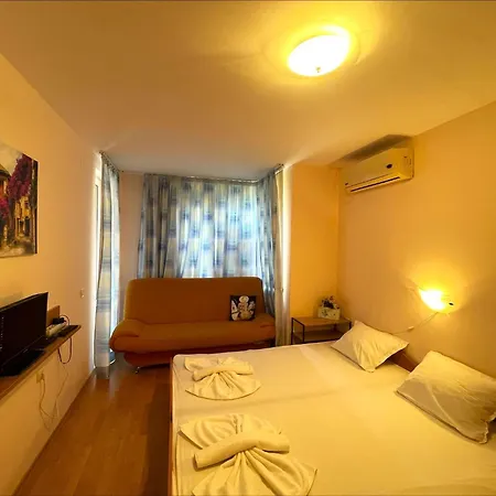 Apartment Holiday-orchid Menada